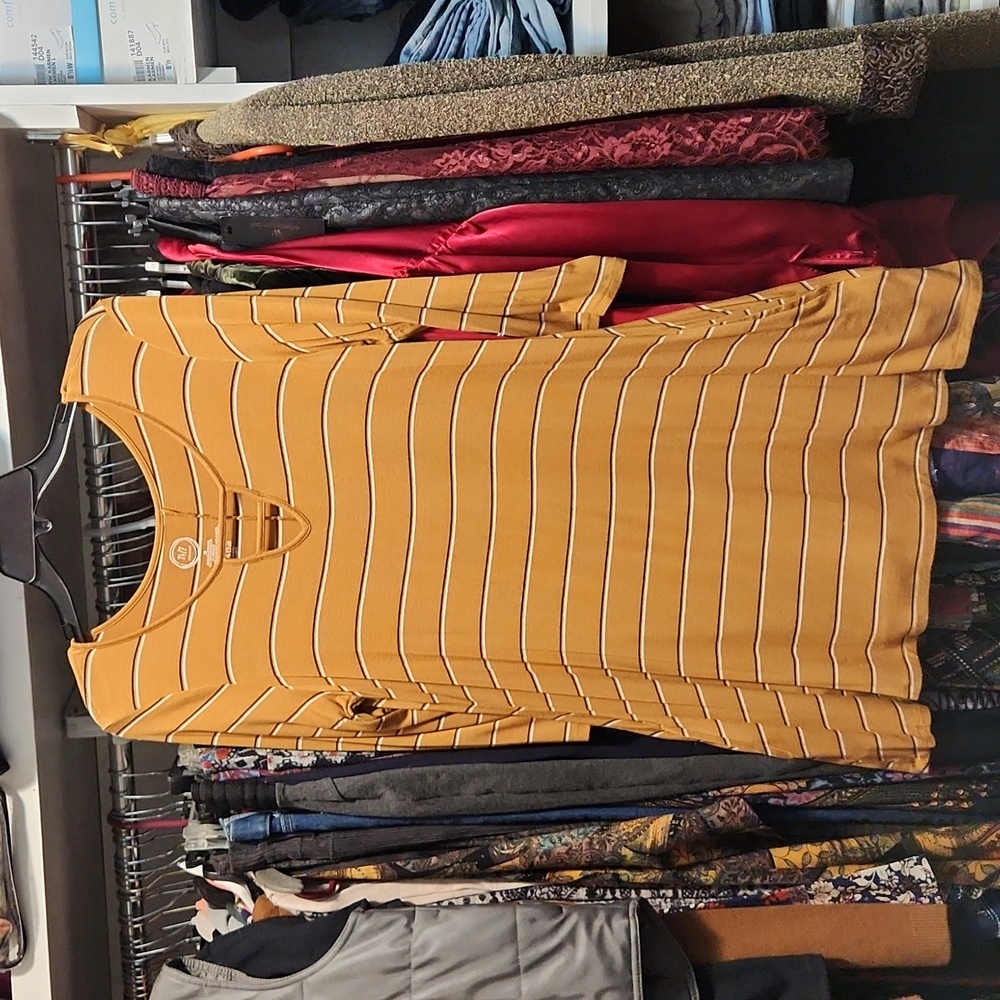 Gold knit tunic